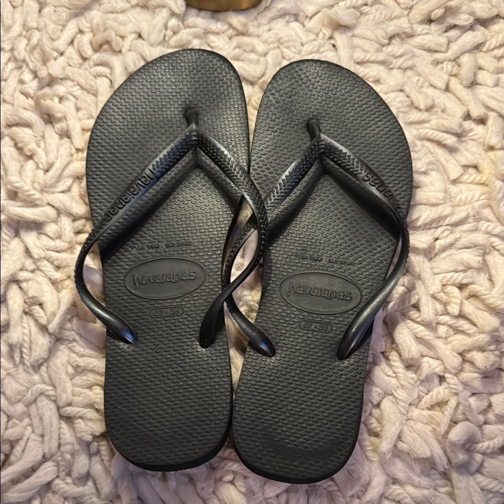 Havaianas Black Flip Flops